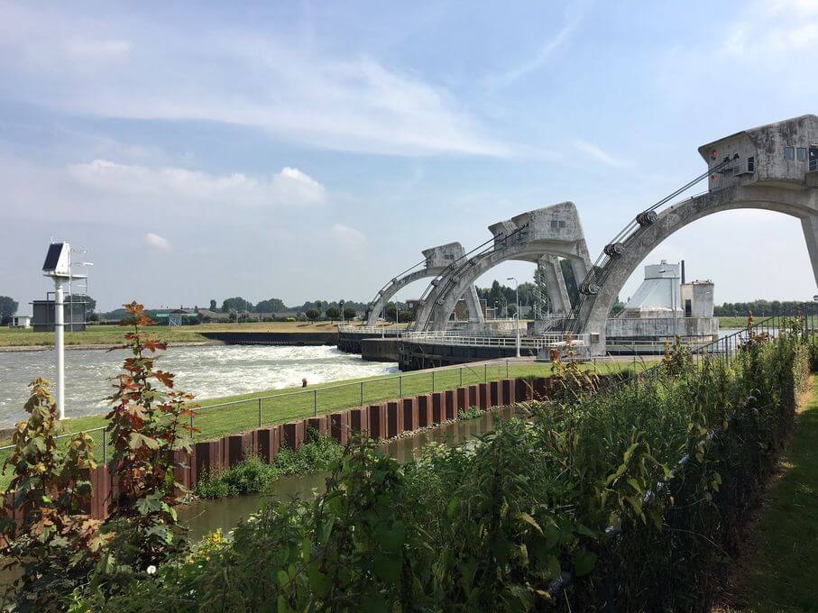 Rubber profiles for (renovation) Weir combination Nederrijn and Lek