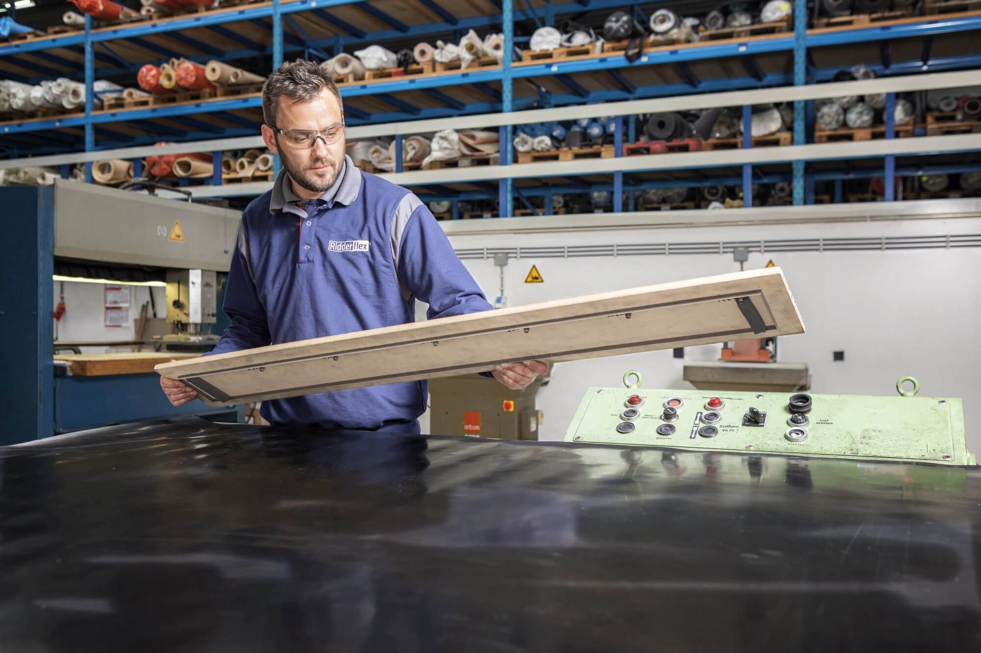 Die cutting Die cutting